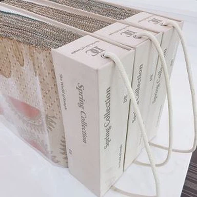 ผ้าม่านตัวอย่างหนังสือ