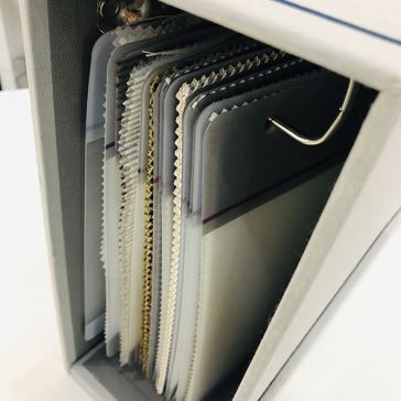 ผู้ผลิตหนังสือตัวอย่างชีวิตในบ้าน